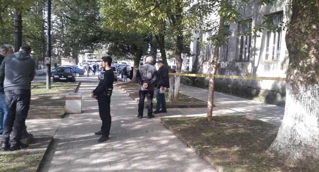 გაზეთ „ალიონის“ რედაქციის ოფისში ხანძრის გაჩენის მიზნით გარკვეულ სითხეს ცეცხლი წაუკიდეს