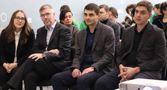 ოზურგეთის ტექნოპარკში საგანმანათლებლო კონკურსი – ,,ბიობლიცი” გაიმართა
