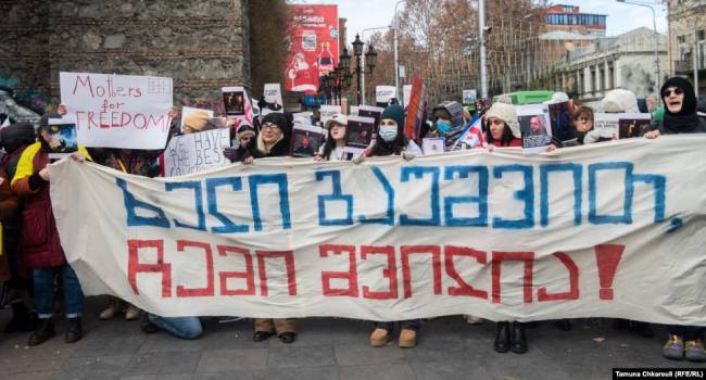 HRW: თბილისში დემონსტრანტების წინააღმდეგ პოლიციის ქმედებას სადამსჯელო ხასიათი ჰქონდა