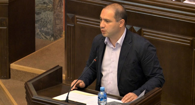 სტაჟიორებს საჯარო სამსახურში საქმიანობის პერიოდი სამუშაო სტაჟად ჩაეთვლებათ