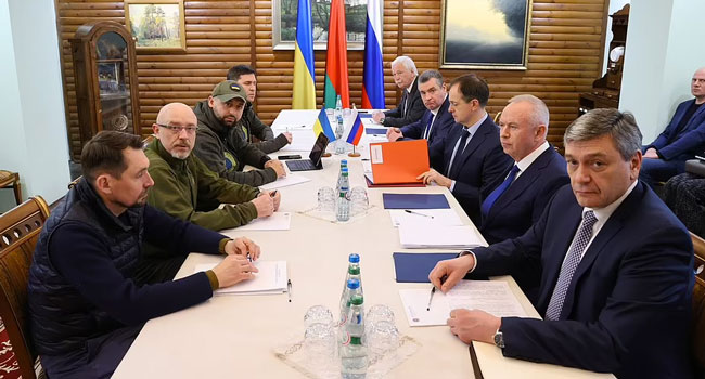 უკრაინა რუსეთთან ცეცხლის შეწყვეტის შესახებ გამართულ მოლაპარაკებებში პროგრესზე მიანიშნებს