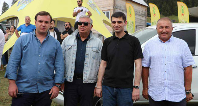 ფერისცვალების დღესასწაულზე ბახმაროში ტრადიციული დოღი გაიმართა