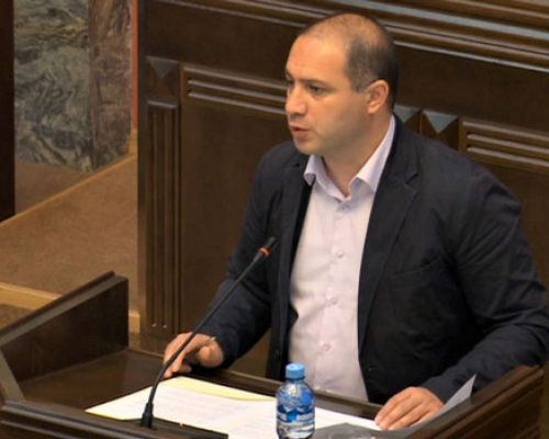 სტაჟიორებს საჯარო სამსახურში საქმიანობის პერიოდი სამუშაო სტაჟად ჩაეთვლებათ