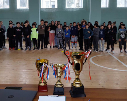 პედაგოგის ხსოვნისადმი მიძღვნილი შეჯიბრი ბახვის საჯარო სკოლაში