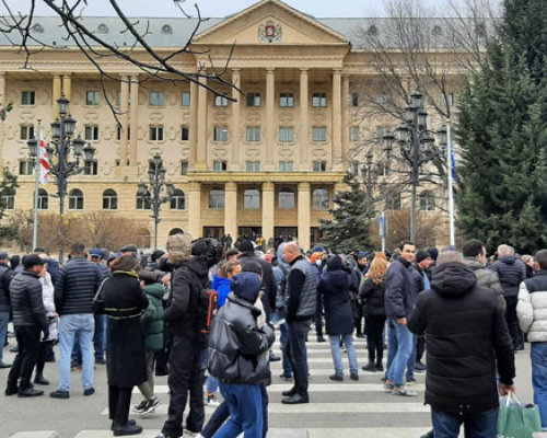 თბილისის საქალაქო სასამართლოში მიხეილ სააკაშვილის სასამართლო პროცესი მიმდინარეობს