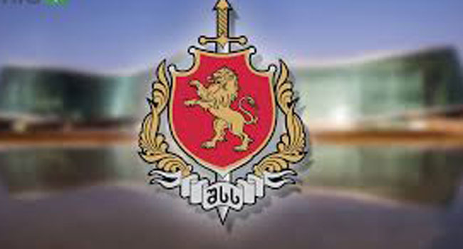 იარაღის დემონსტრირებით პატრულ-ინსპექტორს სიცოცხლის მოსპობით ემუქრებოდა _ შსს
